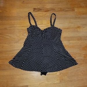 Black and White pokadot SLIMsuit 18w